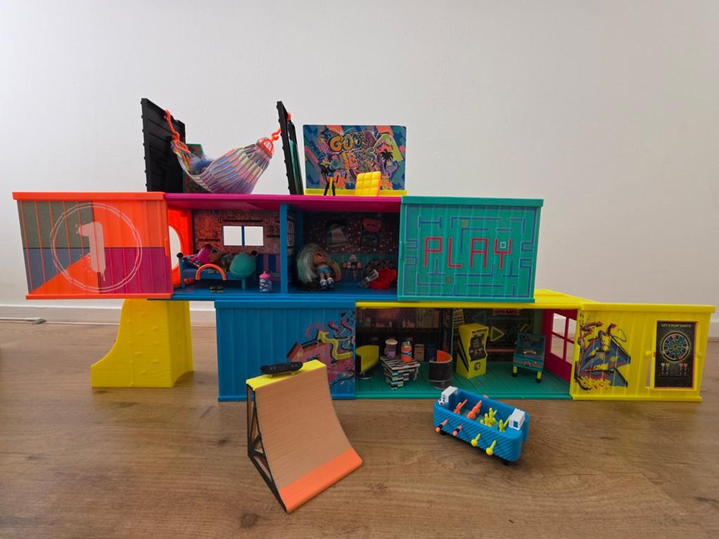 L.O.L. Surprise! Clubhouse Speelset met Meubels, Ophalen of Verzenden, Zo goed als nieuw, Meisje