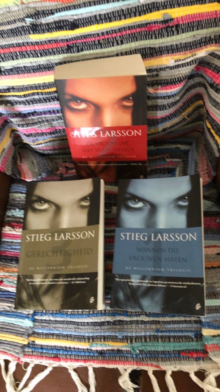 Stieg Larsson Millennium Trilogie: Mannen die Vrouwen Haten, Ophalen of Verzenden, Zo goed als nieuw