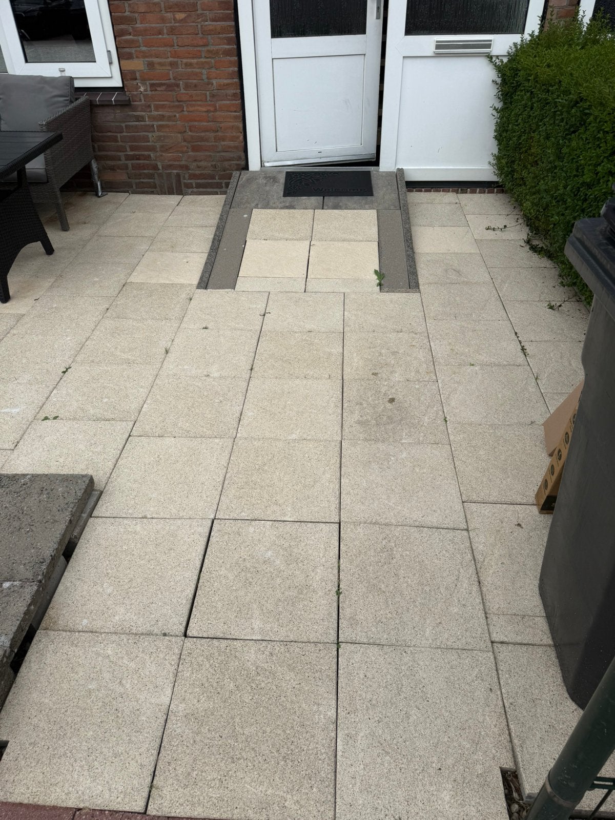 Gratis tuin tegels, Tuin en Terras, Ophalen, Zo goed als nieuw, Beton, Terrastegels