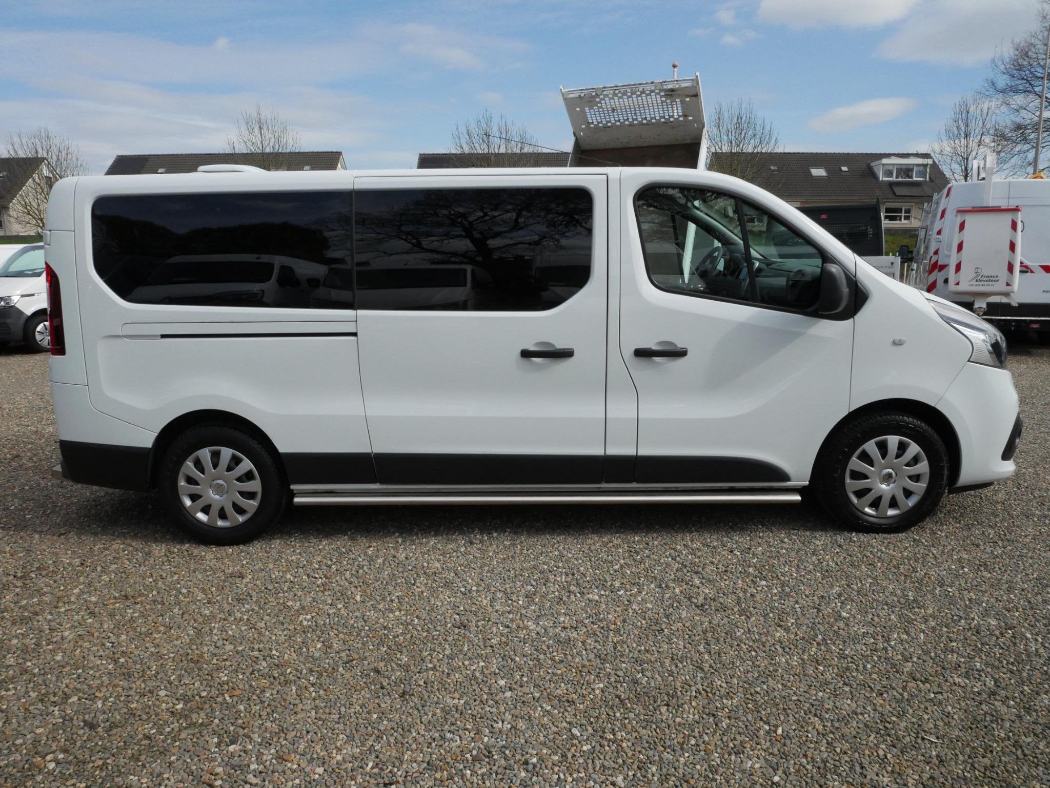 Renault Trafic Passenger 1.6 dCi 125PK L2H1 Airco Combi-8 pe, Voorwielaandrijving, Gebruikt, Wit, Origineel Nederlands