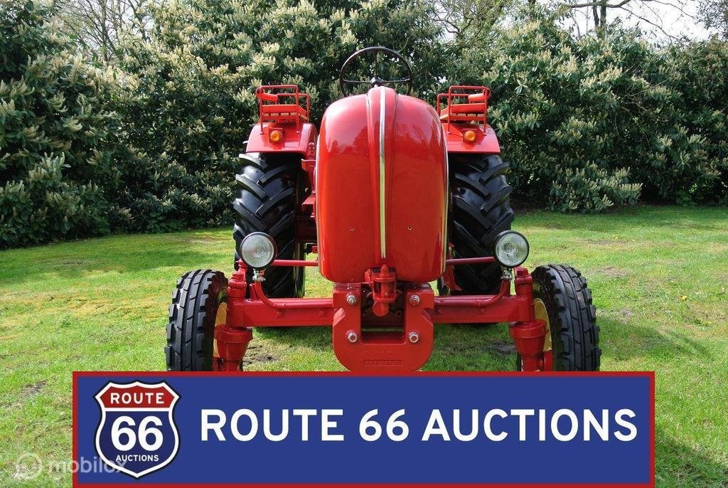 Porsche-Diesel Master 408 Tractor | 1958 | Route 66 Auctions, Auto's, Oldtimers, Overige carrosserieën, Zwart, Bedrijf, Porsche