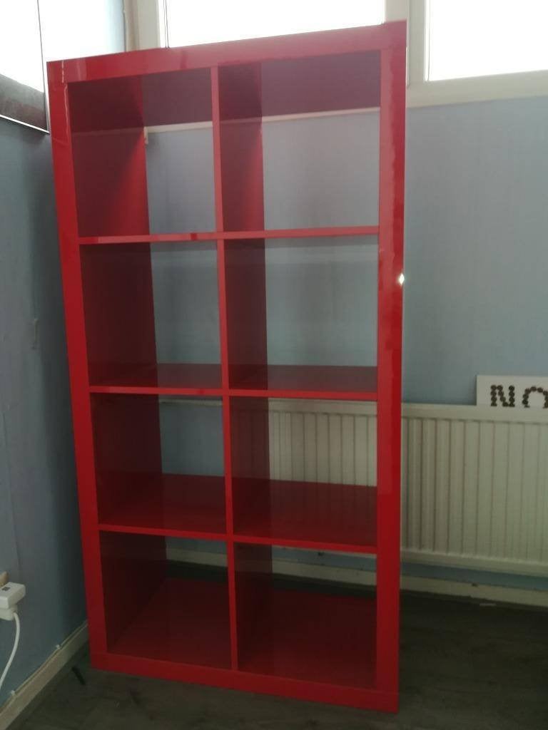 Hoogglans rode 8 vakken Kallax kast, kan eventueel bezorgen!, Ophalen, Met plank(en), Gebruikt, 100 tot 150 cm