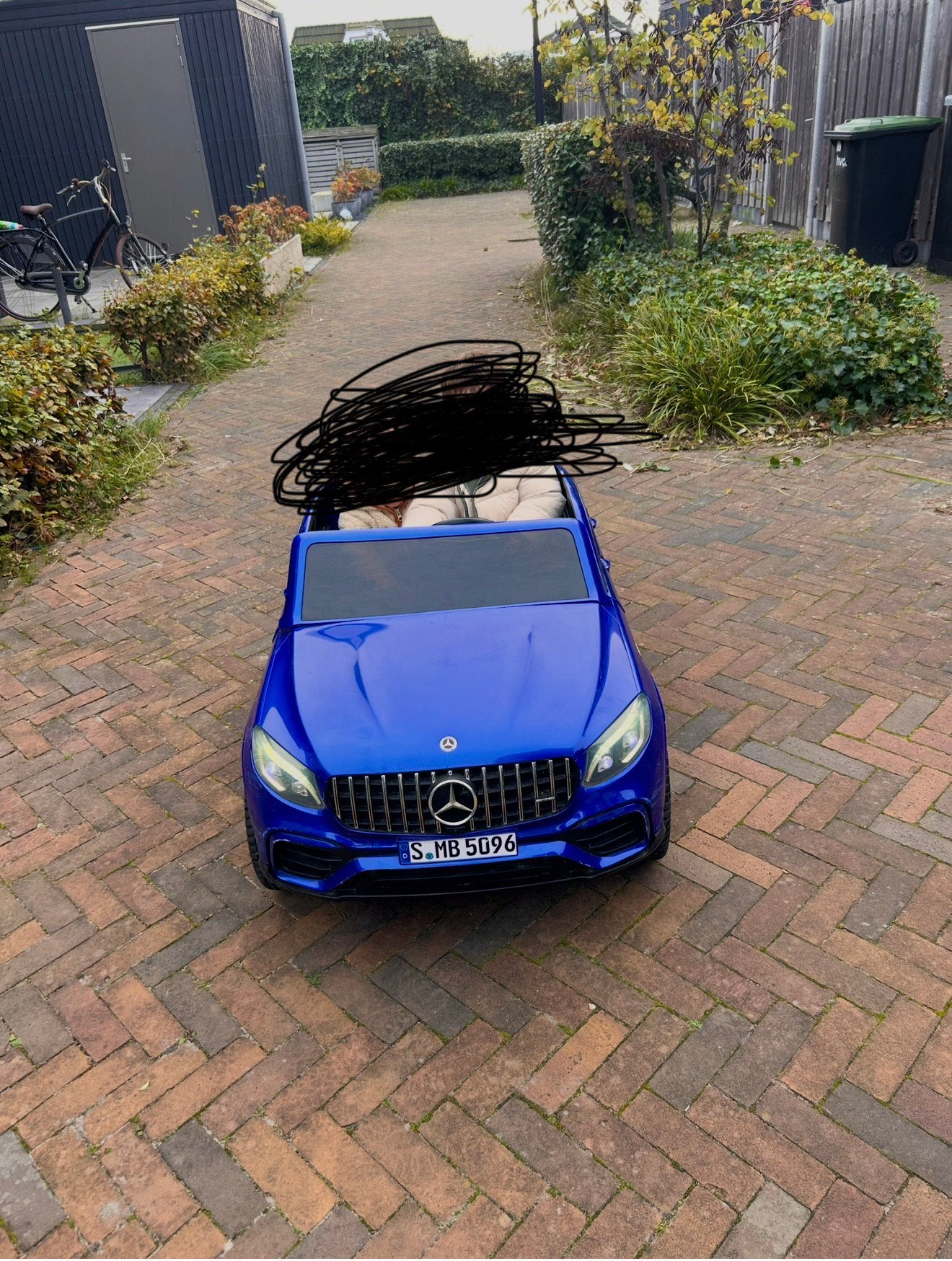 2-persoons Kinder Speelauto met Afstandsbediening, Ophalen of Verzenden, Gebruikt, Afstandsbediening