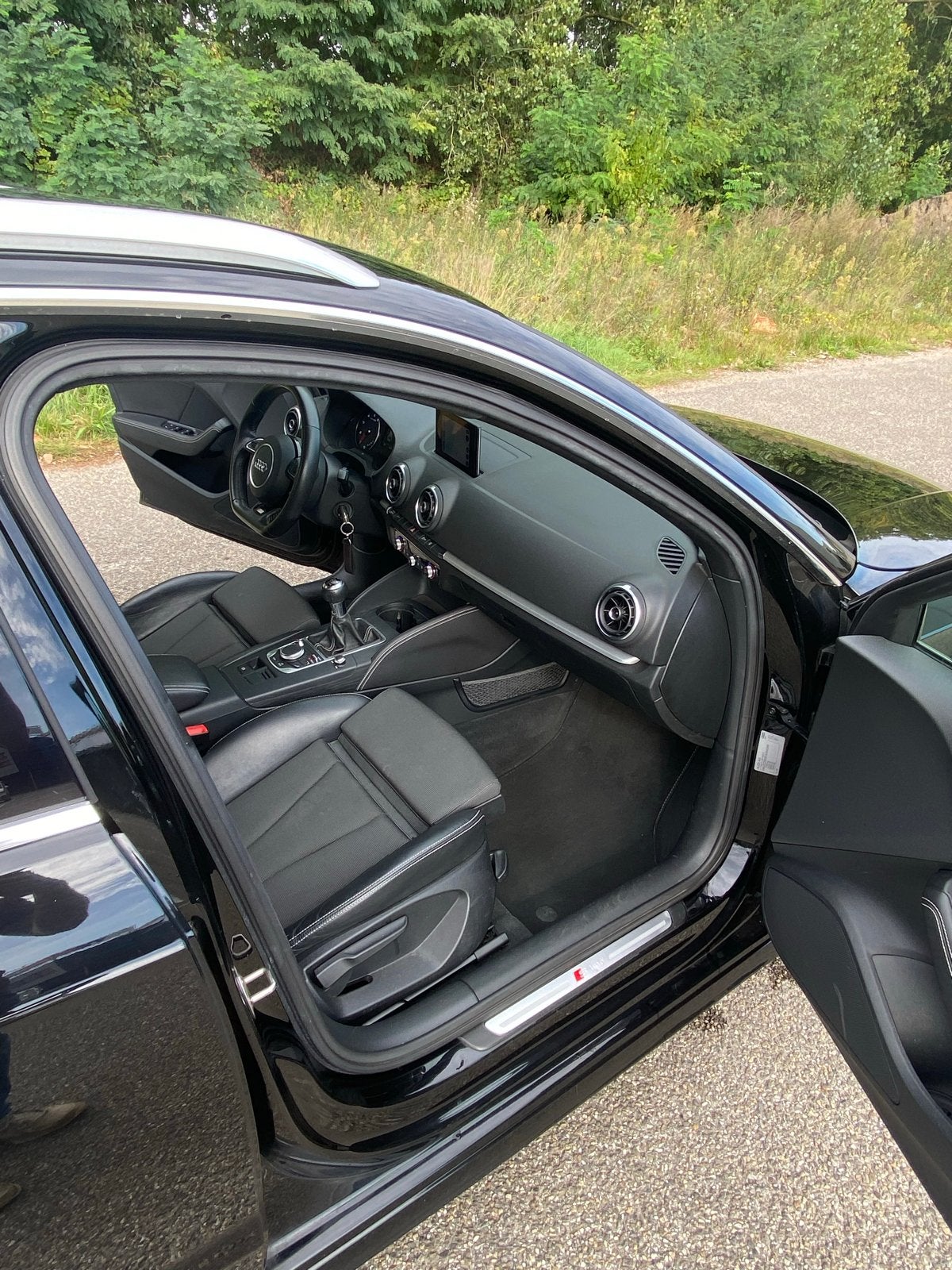 Foto 11 van Audi A3 1.4 TFSI ULTRA COD 110KW Sportback 2015 Zwart