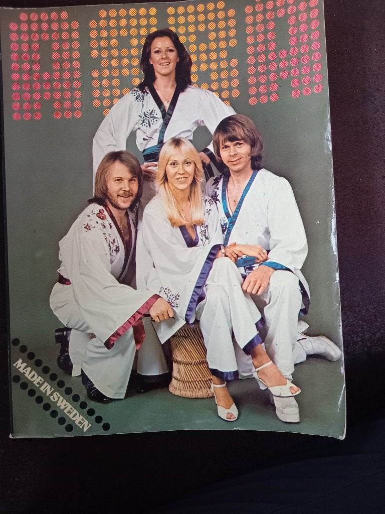 Boek: abba made in sweden 1977, Ophalen of Verzenden, Gebruikt, Boek, Tijdschrift of Artikel