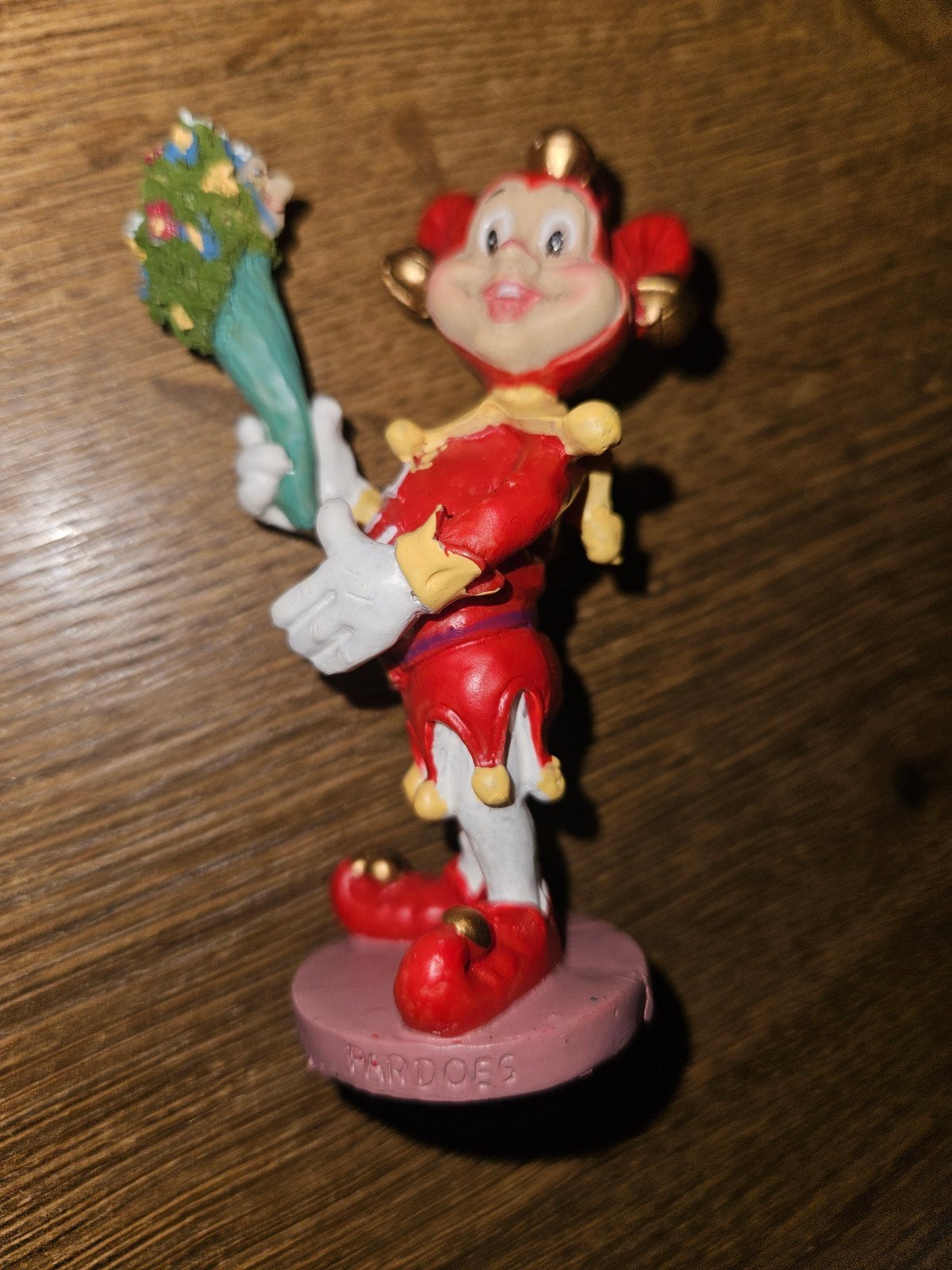 Pardoes Efteling beeldje met bloemenboeket, Ophalen of Verzenden, Zo goed als nieuw, Beeldje of Poppetje