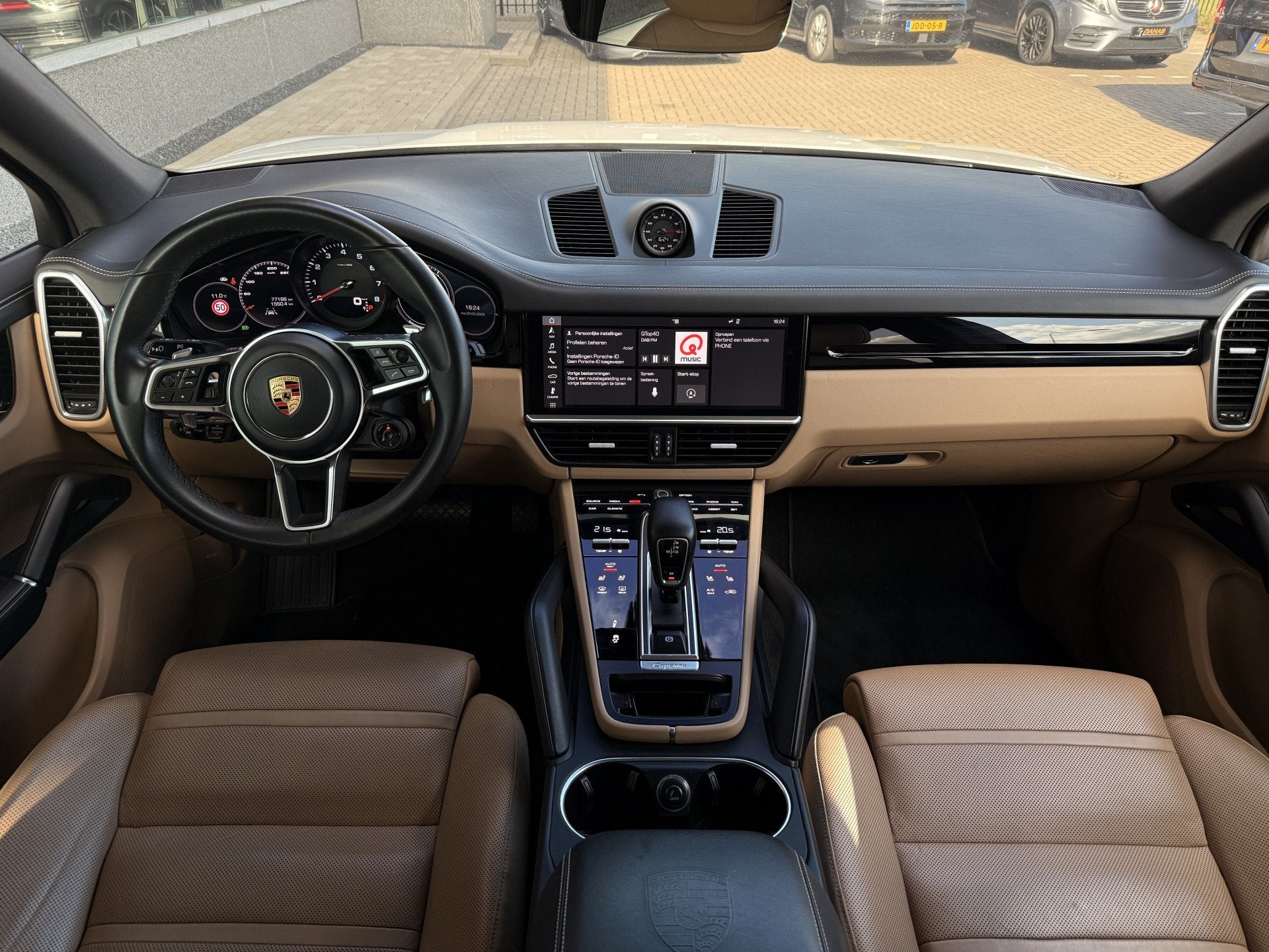 Foto 25 van Porsche Cayenne 3.0 | SportDesign | Pano | SportChrono | Luc