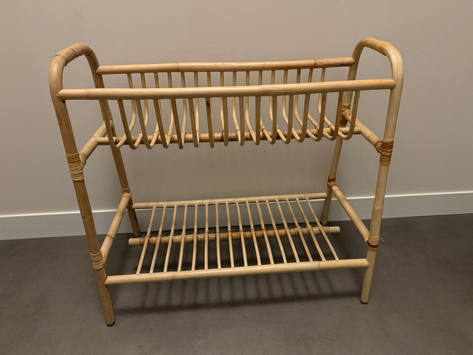 Ikea plantenrek/ (boeken)kastje/ standaard, Ophalen of Verzenden, Zo goed als nieuw