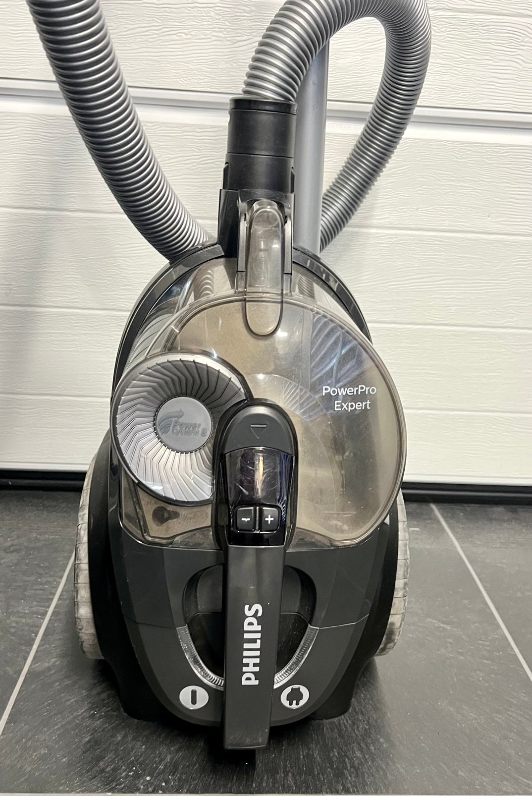 Philips stofzuiger zonder zak. Werkt niet goed, Ophalen of Verzenden, Niet werkend, Minder dan 1200 watt