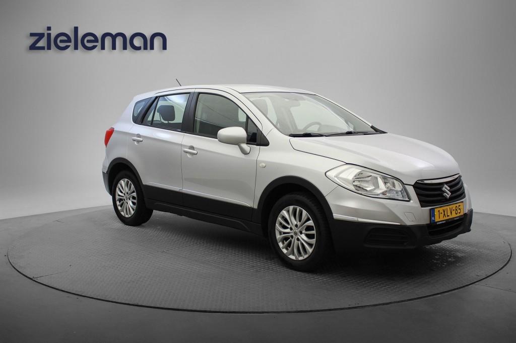 Suzuki SX4 S-CROSS 1.6 Comfort - Trekhaak, Stoelverwarming,, Gebruikt, 4 cilinders, Met garantie (alle), 49 €/maand