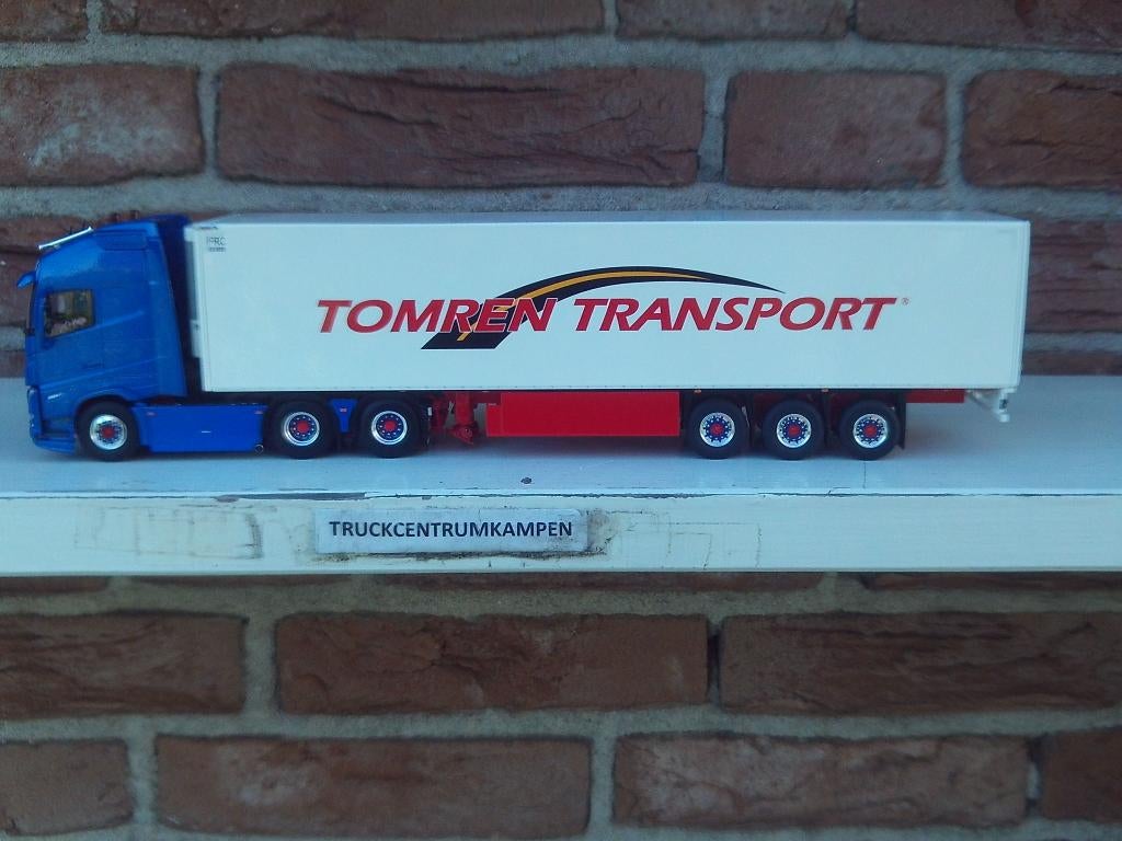 WSI  Volvo  FH5  Globetrotter  van  Tomren., Ophalen of Verzenden, Nieuw, Bus of Vrachtwagen, Wsi