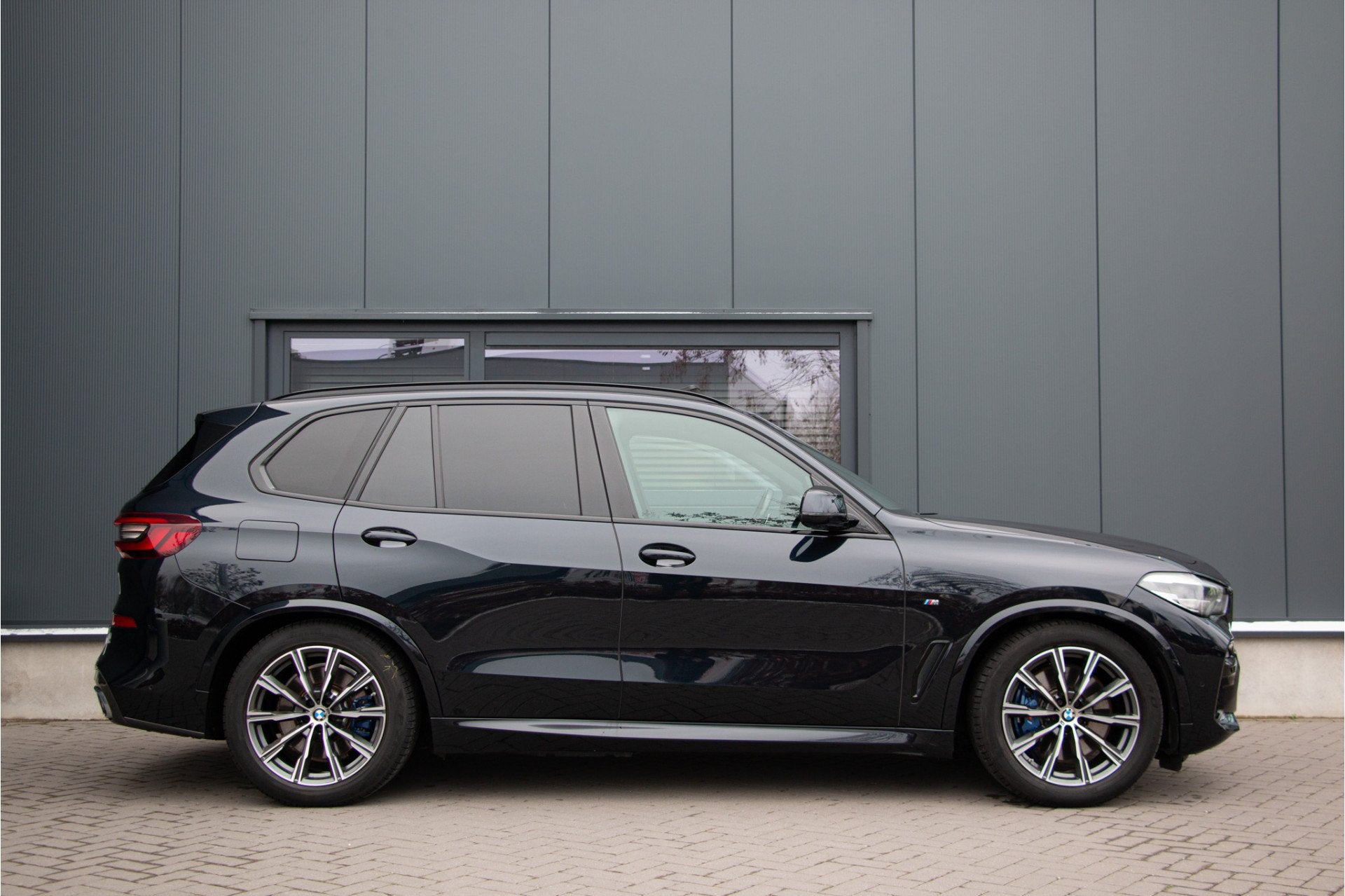 BMW X5 xDrive45e M-Sport | ACC | Comfortstoelen | Head Up |, Auto's, Automaat, Dealer onderhouden, Gebruikt, 394 pk