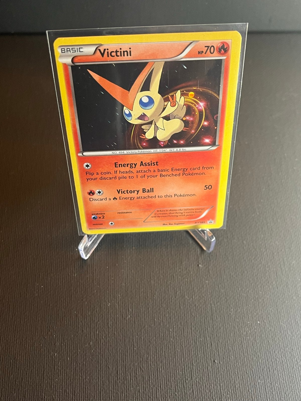 Victini Pokémon Kaart Holo XY196 Promo, Hobby en Vrije tijd, Ophalen of Verzenden, Zo goed als nieuw, Losse kaart