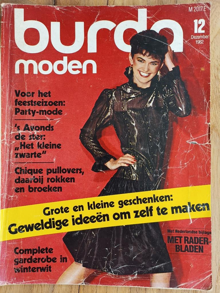 Burda december 1982 vintage mode patronen naaien, Ophalen of Verzenden, Zo goed als nieuw, Vrouw, Burda