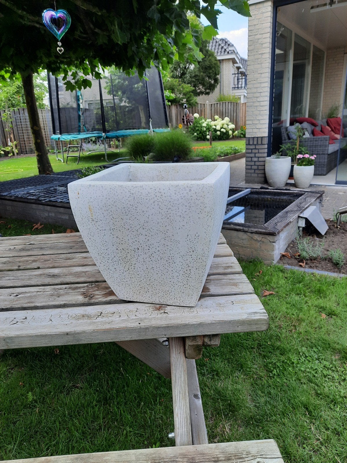 Stijlvolle vierkante bloempot van duurzaam beton, Tuin en Terras, Gebruikt, Minder dan 60 cm, Vierkant, Ophalen of Verzenden
