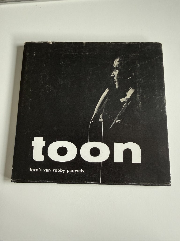 Toon Hermans fotoboek door Robby Pauwels, Verzenden, Gelezen, Fotografen