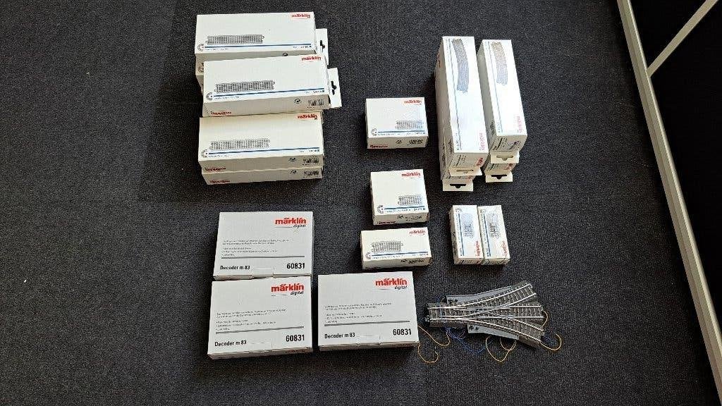 Marklin C Rails, driewegwissel en 3 decoders, Hobby en Vrije tijd, Modeltreinen | H0, Ophalen, Wisselstroom, Rails, Zo goed als nieuw