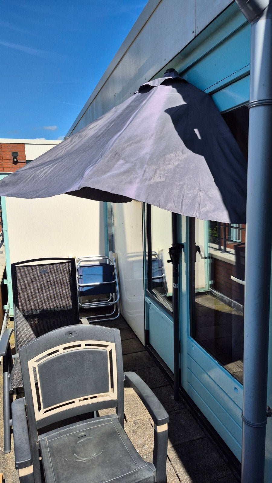 Halve balkon parasol met bevestigingssysteem - Grijs, Ophalen, Gebruikt, 1 tot 2 meter, Muurparasol