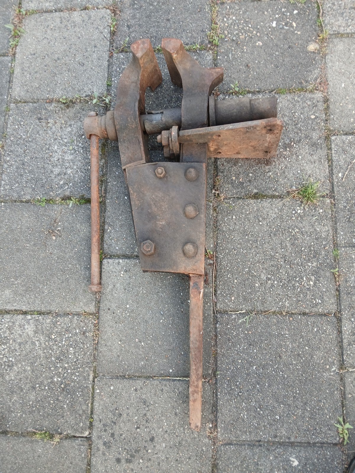 Antieke gesmede staartbankschroef - Zeer zwaar, Antiek en Kunst, Antiek | Gereedschap en Instrumenten, Ophalen