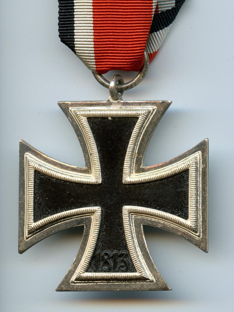 EK2 gemarkeerd "100" Wächtler & Lange, Verzamelen, Militaria | Tweede Wereldoorlog, Ophalen of Verzenden, Landmacht, Duitsland