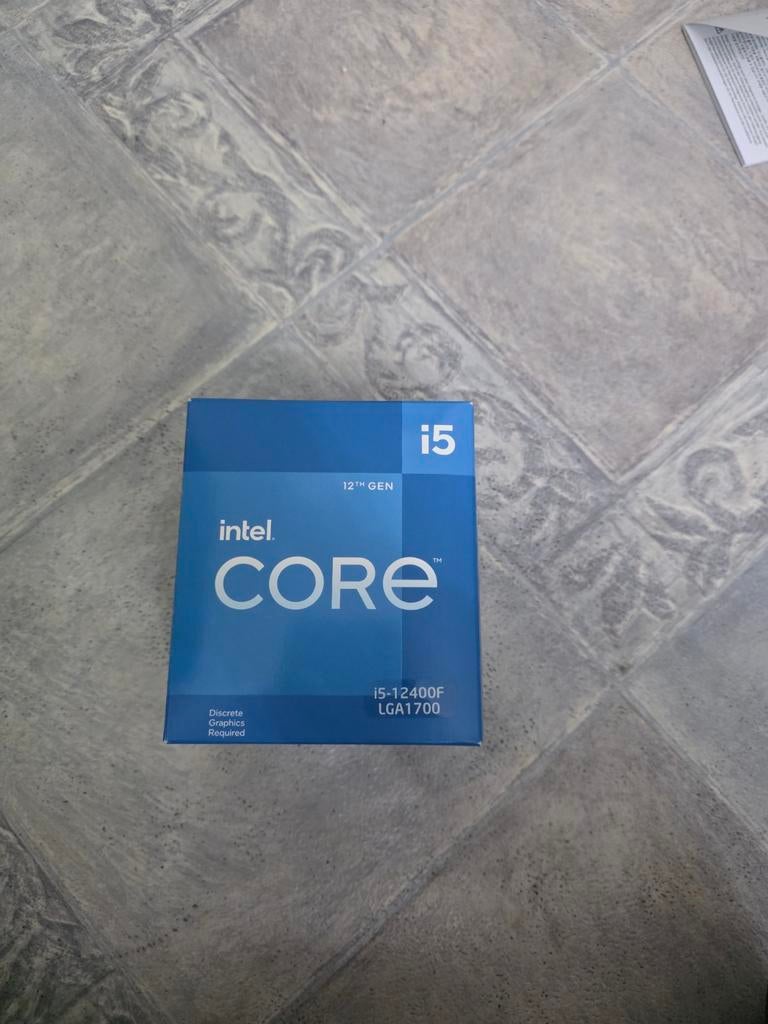 Intel Core i5-12400F Processor (Nieuw in doos), Computers en Software, Processors, Ophalen, 6-core, LGA1700, Nieuw