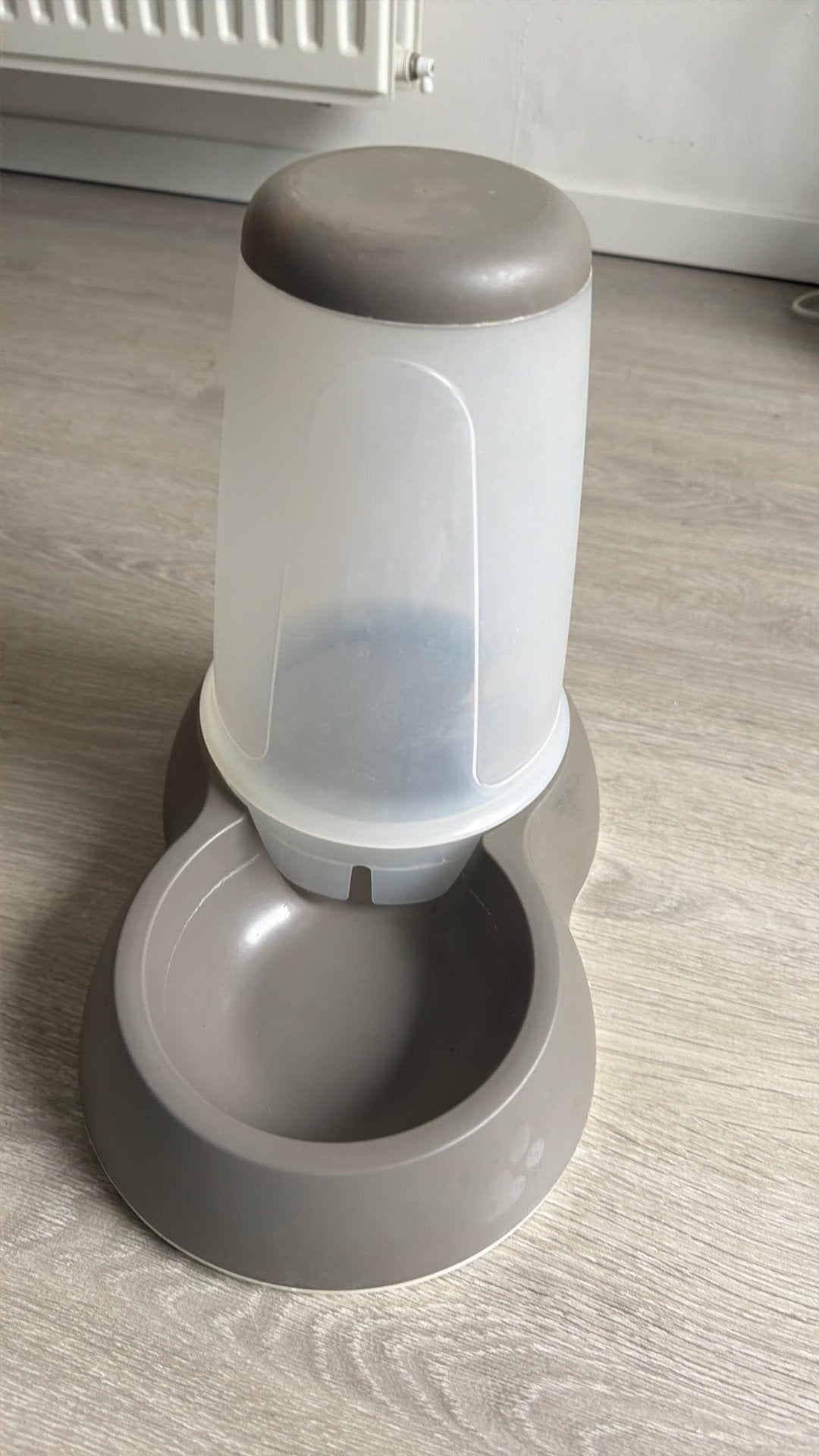 Savic water dispenser voor hond of katten, Ophalen, Zo goed als nieuw