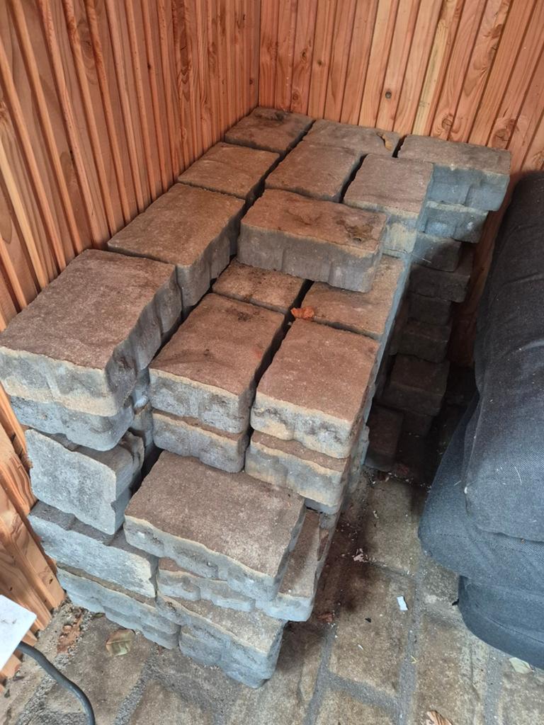 Restpartij stenen voor de oprit, Tuin en Terras, Ophalen, Beton, Klinkers