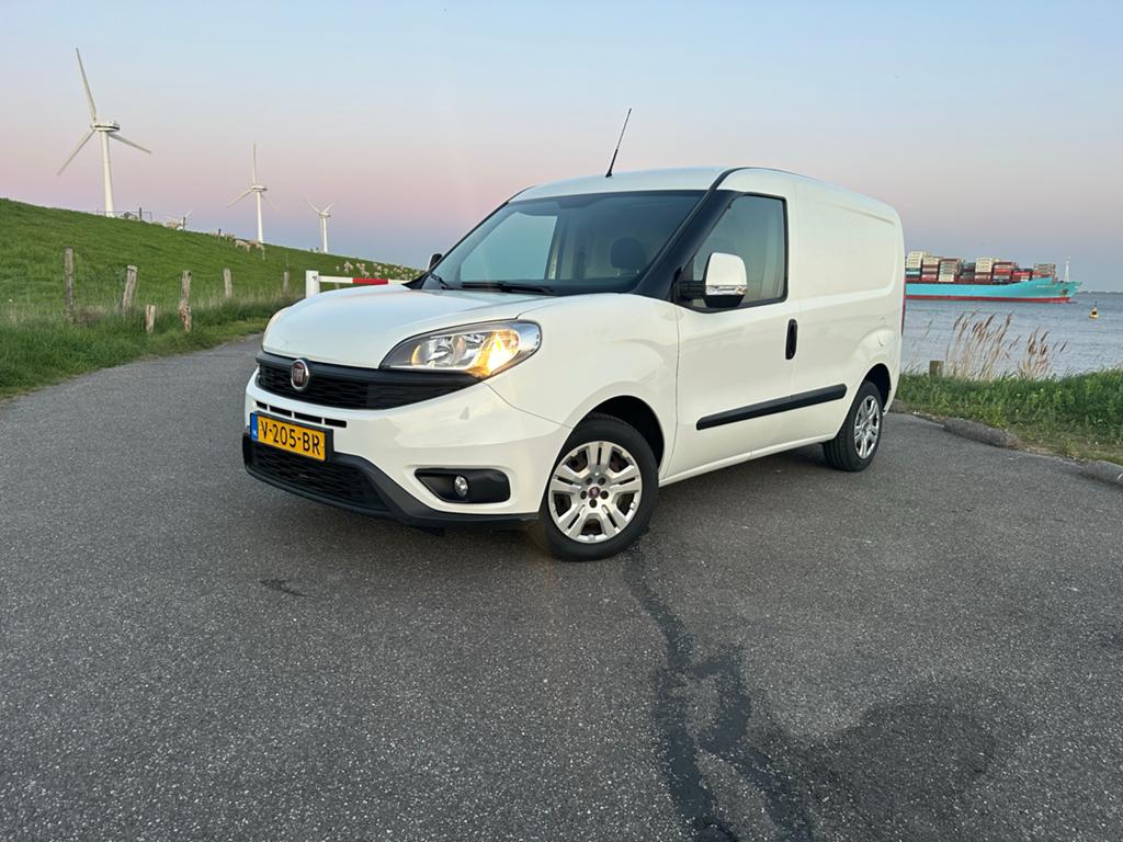 Fiat Doblo Cargo 1.3 MJ 16V 90pk 2016, Voorwielaandrijving, 4 cilinders, Origineel Nederlands, 500 kg