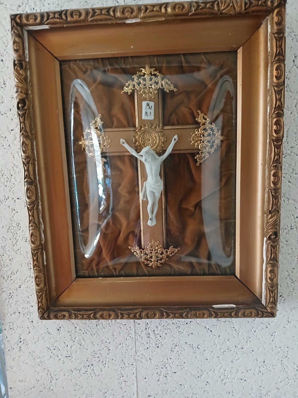 Jesus aan het Kruis achter Bolglas, Antiek en Kunst, Ophalen