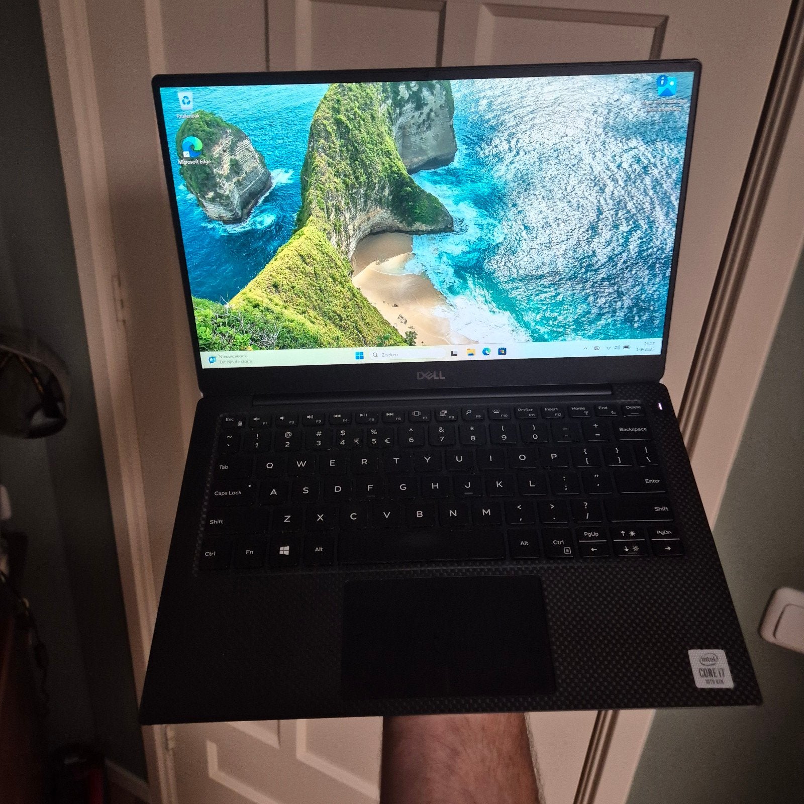 Dell XPS 7390 13" i7-1051U 16GB 512Nvme, Computers en Software, Gebruikt, 2 tot 3 Ghz, Qwerty, Verzenden