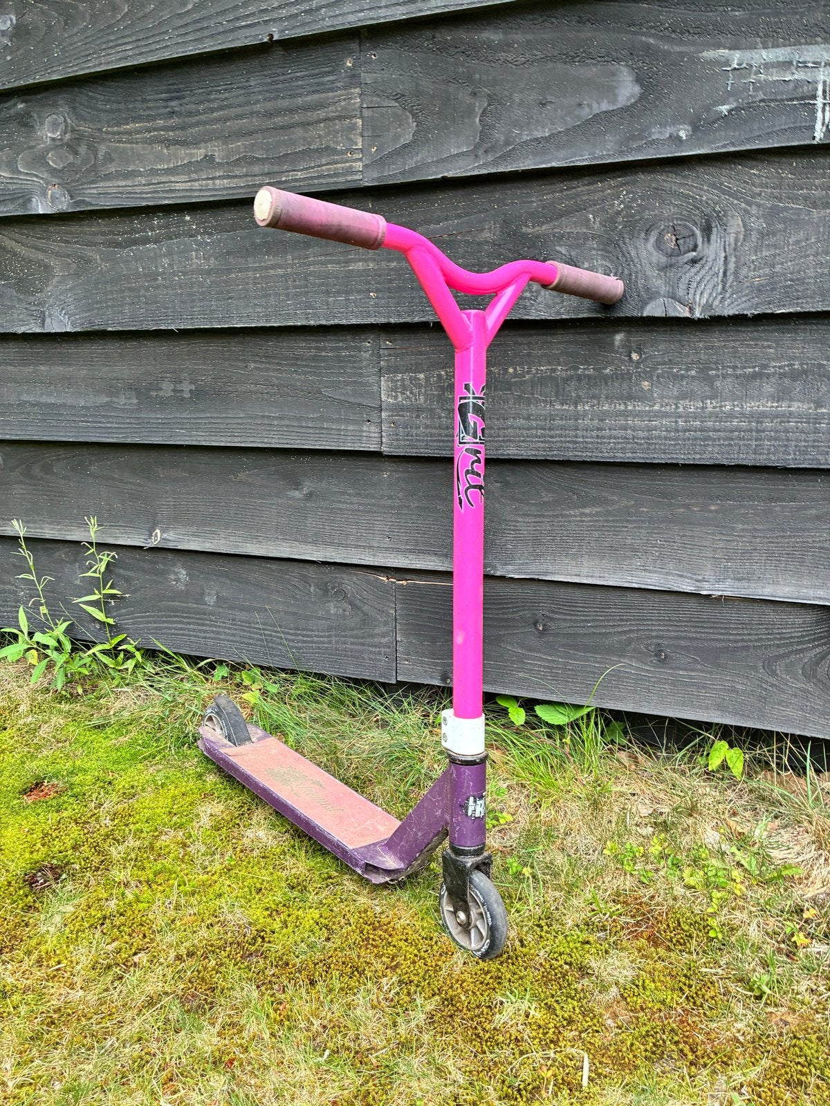 Stuntstep roze/paars - Gebruikt, Fietsen en Brommers, Ophalen, Gebruikt, Gewone step