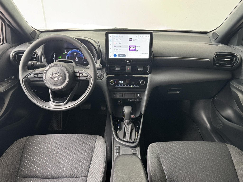 Toyota Yaris Cross 1.5 Hybrid 130 Dynamic | Nieuw! | Dodehoe, Auto's, Toyota, Stof, Met garantie (alle), 23 km/l, 1490 cc