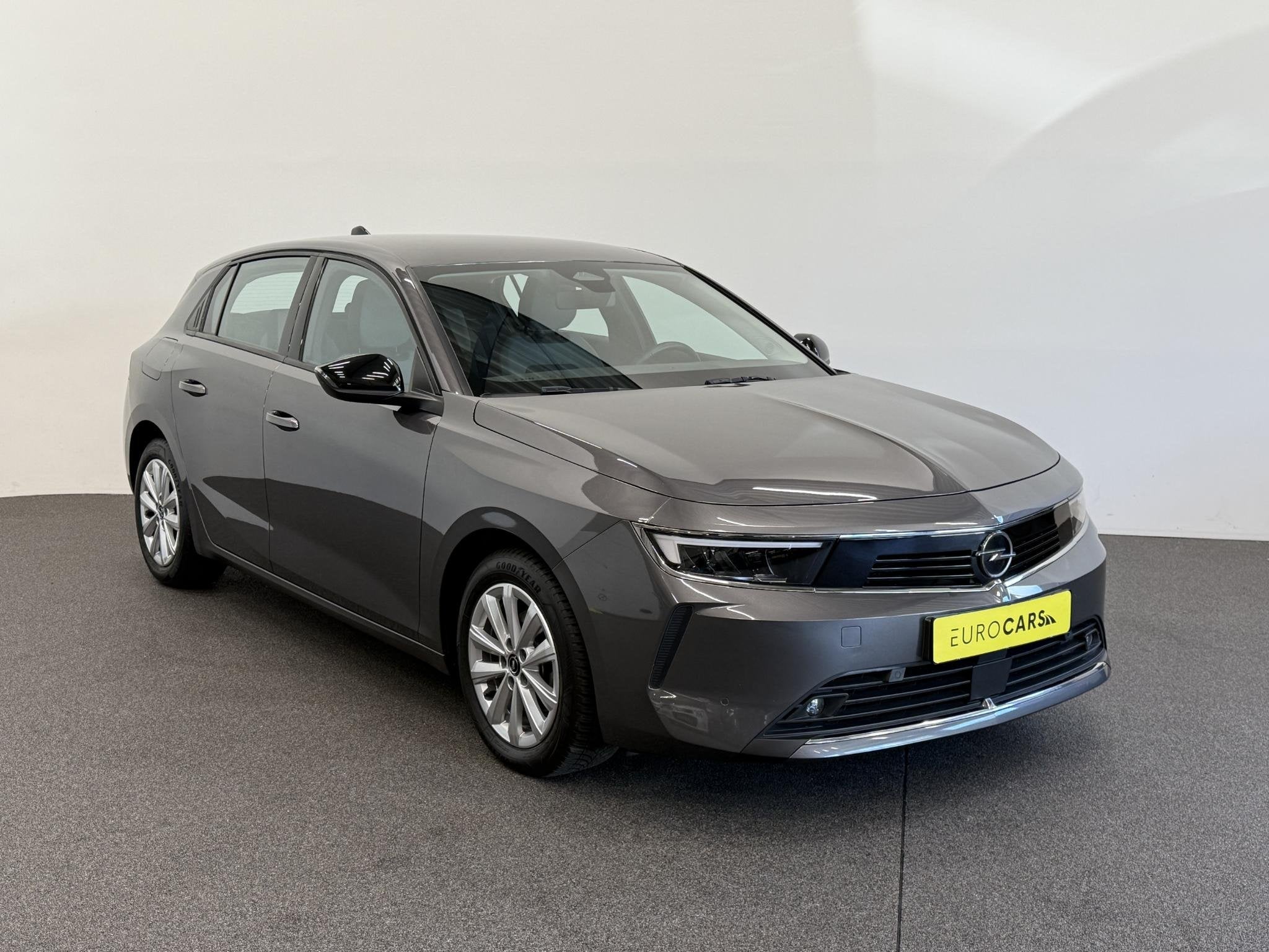Opel Astra 1.2 Edition Navigatie Apple Carplay Android Auto, Auto's, Voorwielaandrijving, Stof, Euro 6, Bedrijf