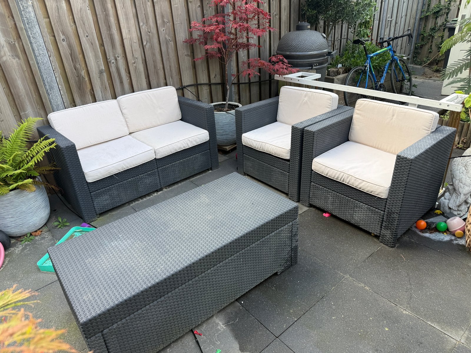 Loungeset, Ophalen, 4 zitplaatsen, Kunststof, Gebruikt