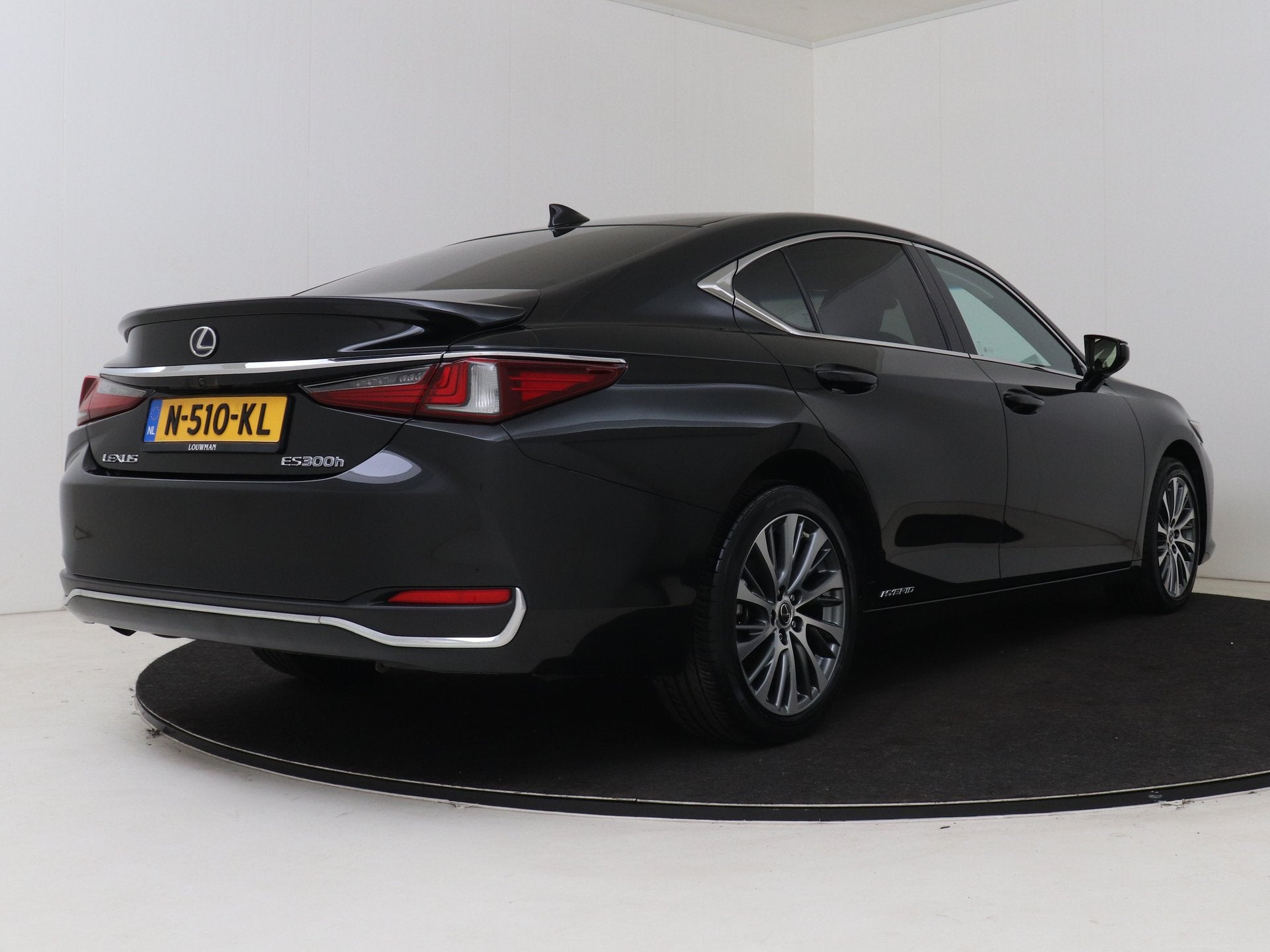 Lexus ES 300h Preference Line | 1ste Eigenaar | Dealer onder, 12 maanden, Gebruikt, 4 cilinders, 1655 kg