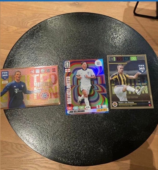 FIFA 365 Limited Edition Voetbalplaatjes, Ophalen of Verzenden, Zo goed als nieuw, Meerdere plaatjes