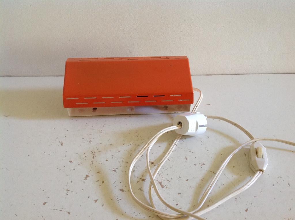 Bed- leeslampje. Oranje., Huis en Inrichting, Ophalen of Verzenden, Gebruikt, Metaal, Vintage