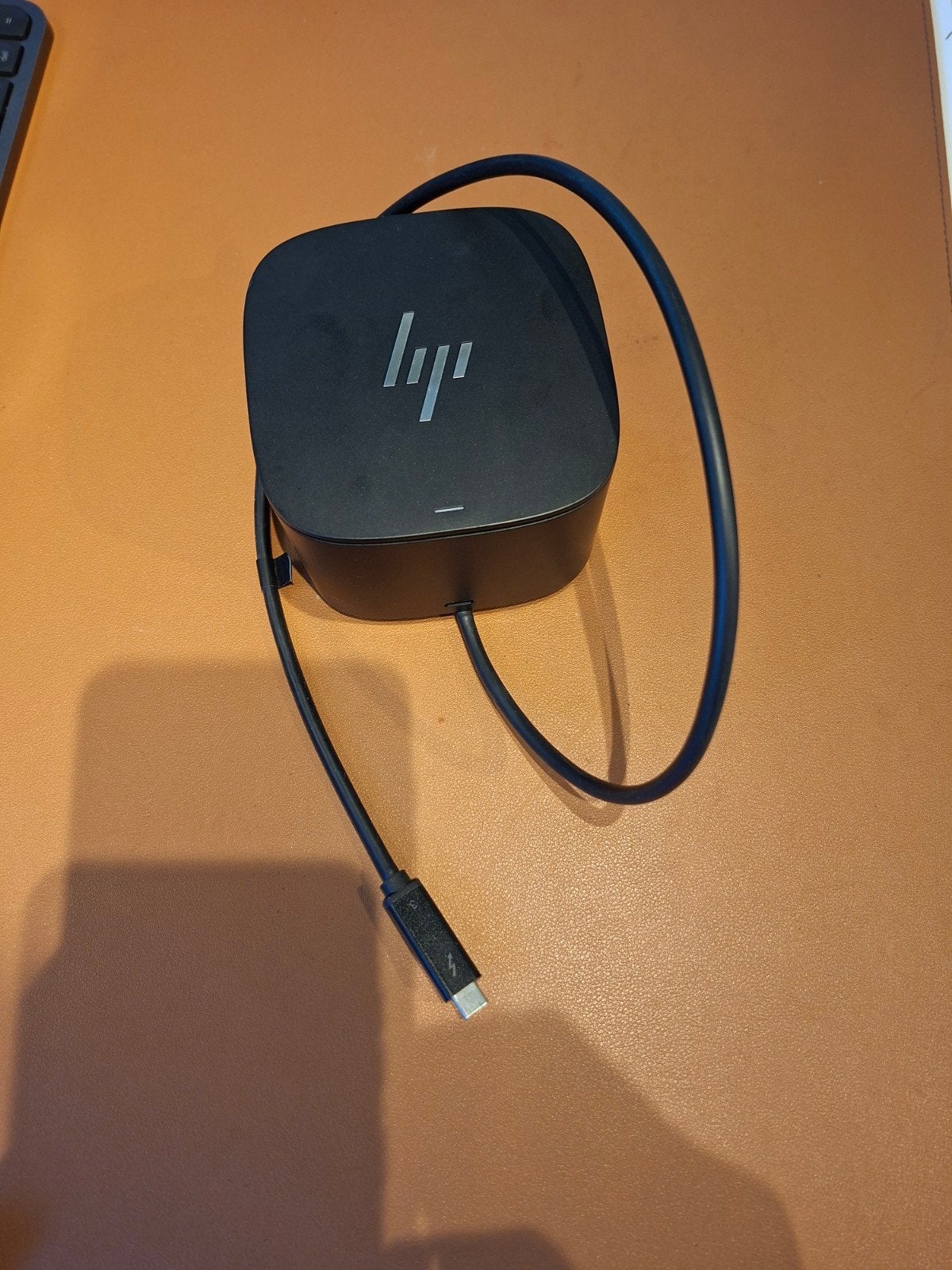 HP thunderbolt G2 dockingstation, Computers en Software, Dockingstations, Ophalen of Verzenden, Zo goed als nieuw
