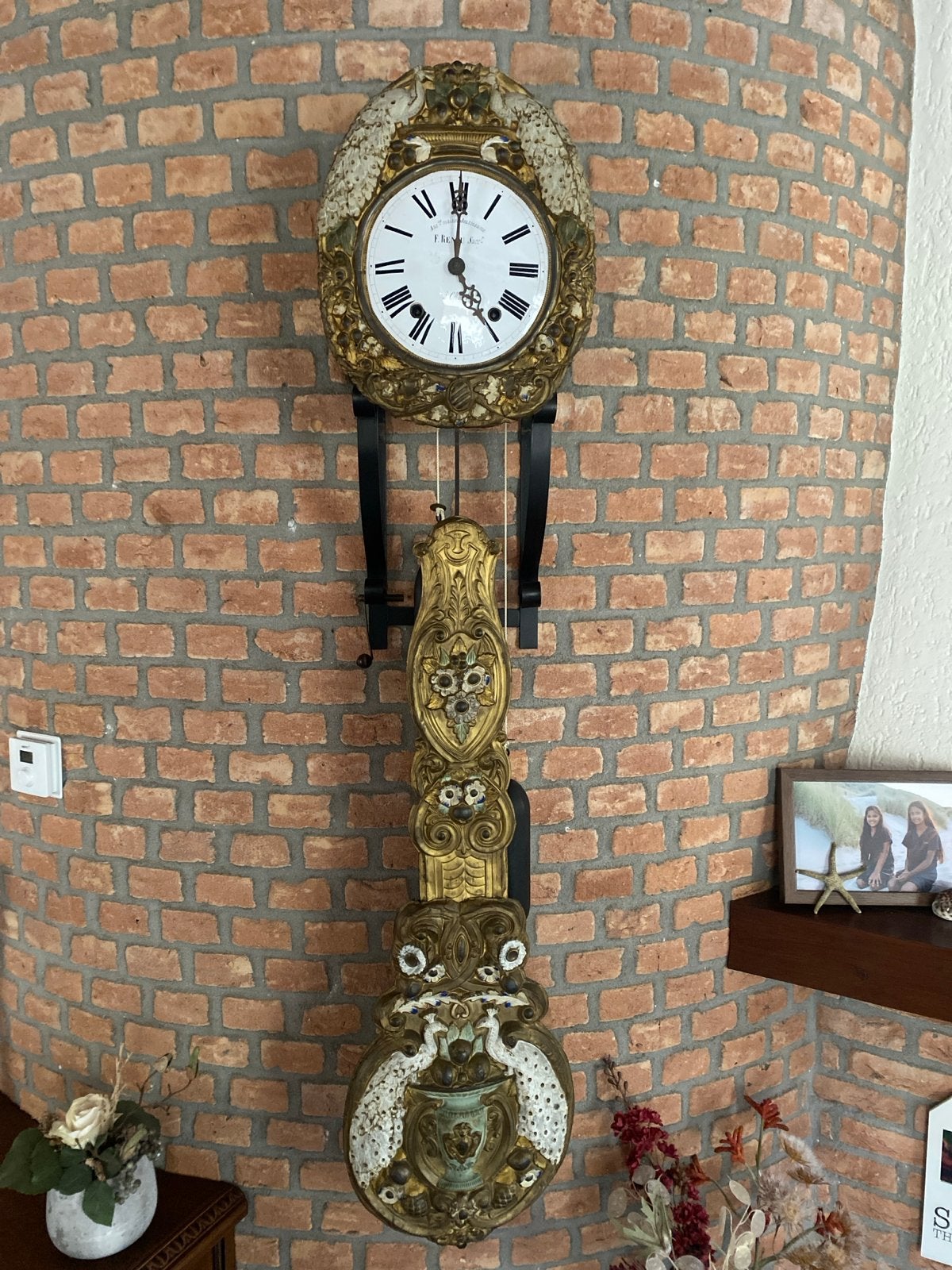 Antieke Franse Comtoise Klok met Pauwenmotief, Ophalen of Verzenden