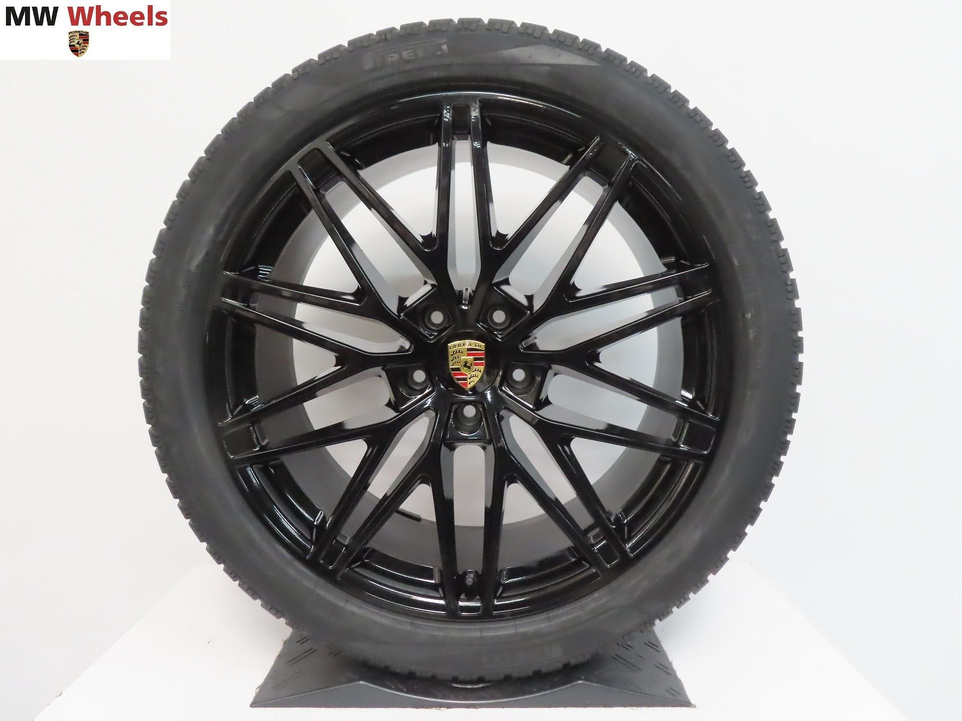 Porsche Cayenne 9Y II 2025 coupe 22 inch velgen winterbanden, -, 285 mm, -, Banden en Velgen