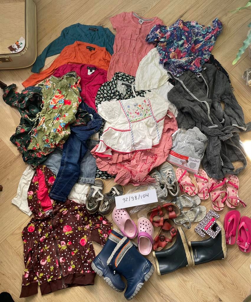 Kledingpakket meisje 92-98 oa petit louie, Ophalen of Verzenden, Gebruikt, Maat 98