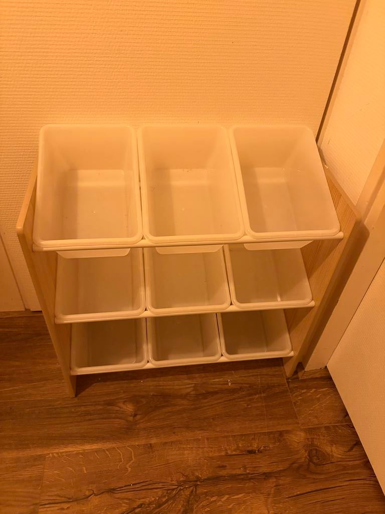 Houten opbergrek met 9 plastic bakken, Ophalen of Verzenden, Gebruikt, Kast