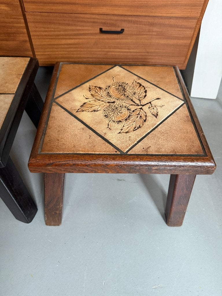 Antieke, brocante bijzettafeltjes, plantentafeltjes, Ophalen