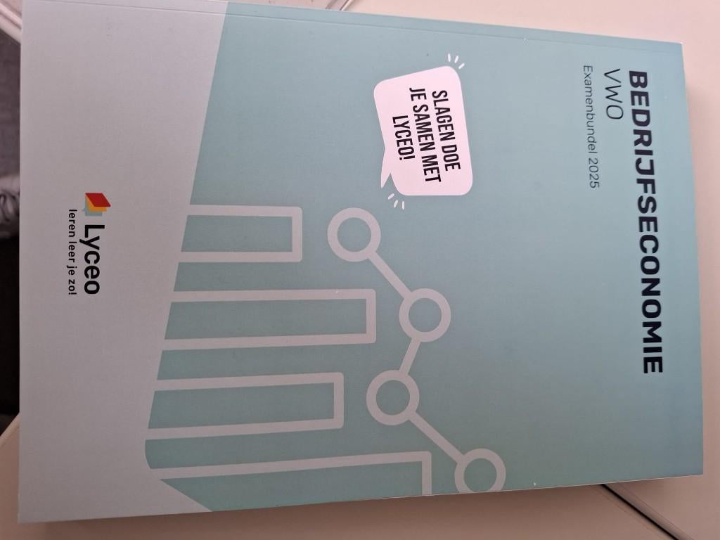 Lyceo examenbundel VWO Eco/Scheik/Ned/bedrijfseconomie, Boeken, Schoolboeken, VWO, Lyceo, Ophalen of Verzenden, Zo goed als nieuw