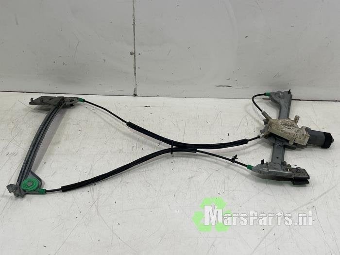 Ruitmechaniek 2Deurs rechts-voor van een Peugeot 206, Gebruikt, -, -, Ophalen of Verzenden