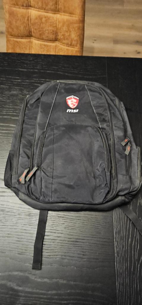 MSI Laptop Rugzak - Zwart, Ideaal voor Gaming Laptops, Gebruikt, 25 tot 40 cm, Ophalen of Verzenden, Overige merken