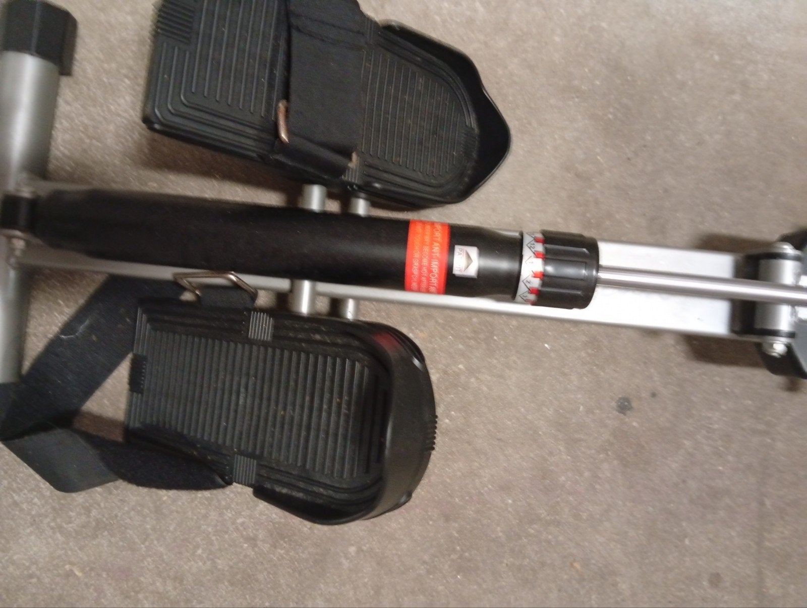 Foto 4 van Compacte Luxari roeimachine / roeitrainer
