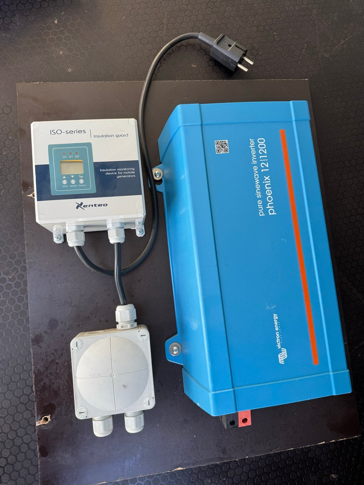Victron Energy Phoenix 12|1200 Omvormer met Renteo ISO-serie, Ophalen, Gebruikt, Overige merken, Omvormer