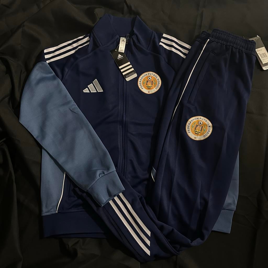 Curacao trainingspak, Maat S, Ophalen of Verzenden, Nieuw, Trainingspak