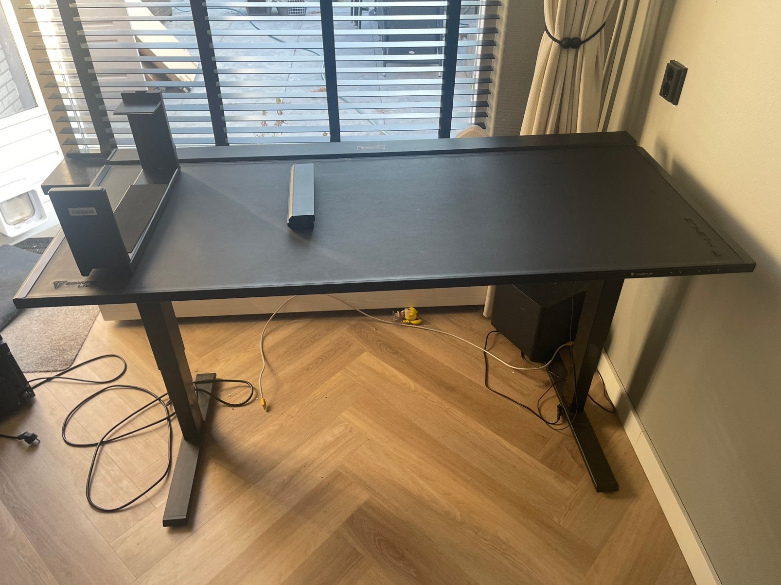 Secretlab MAGNUS Pro 1500mm x 700mm - Zwart, Ophalen, In hoogte verstelbaar, Zo goed als nieuw
